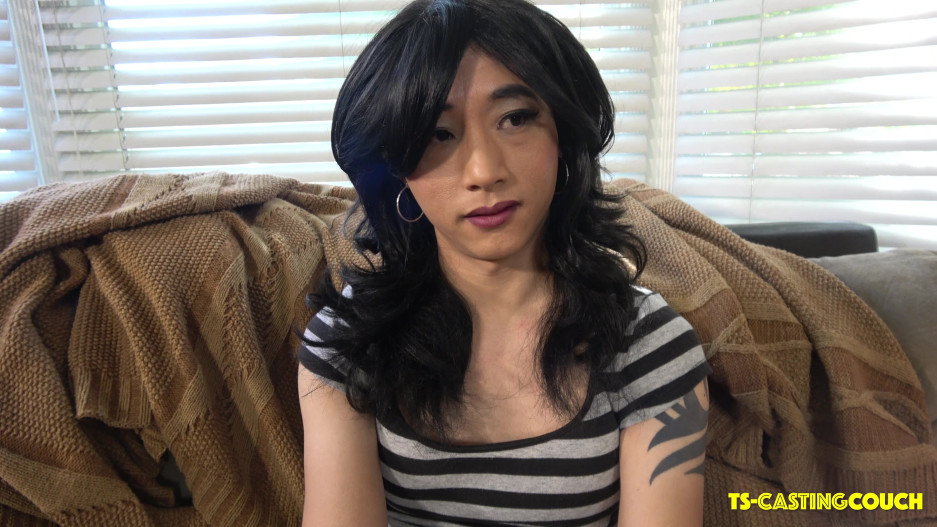 Horny Allie Cums!